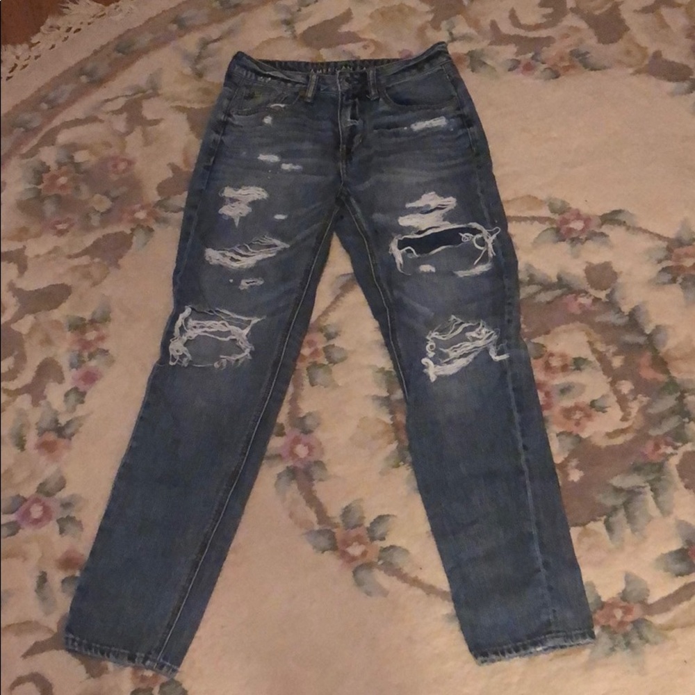 American eagle ripped jeans
